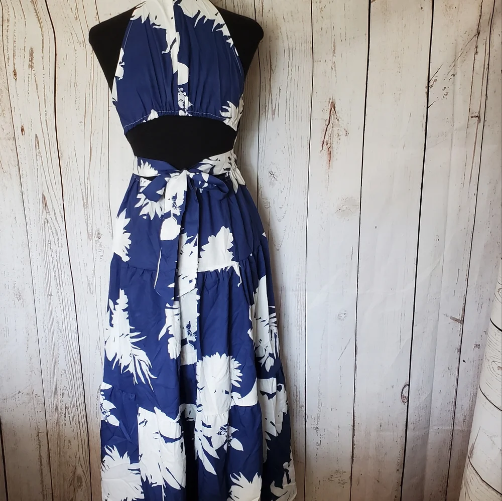 Kara and Kate sleeveless maxi dress halter neckline blue with white flowers S - Picture 10 of 16